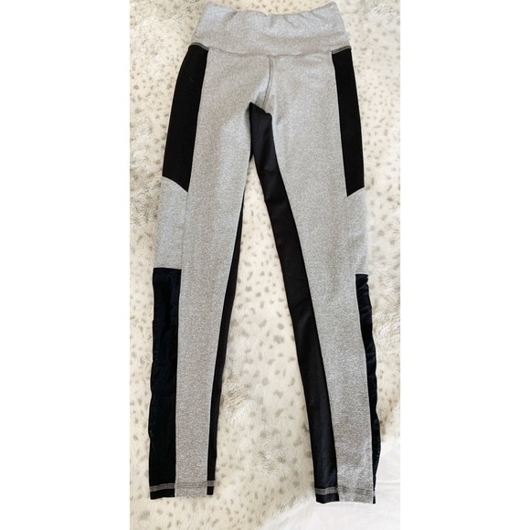 Strut This Mesh Colorblock Leggings - Picture 2 of 3